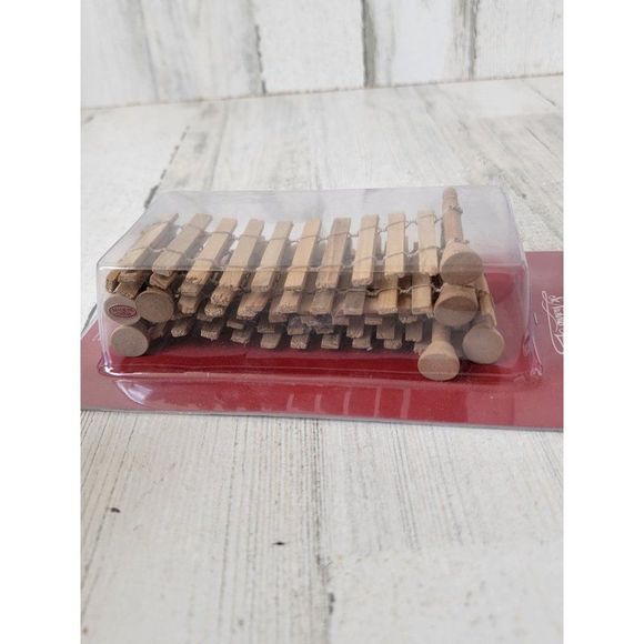 St Nicholas square Brown fence Village accessory - Picture 4 of 6